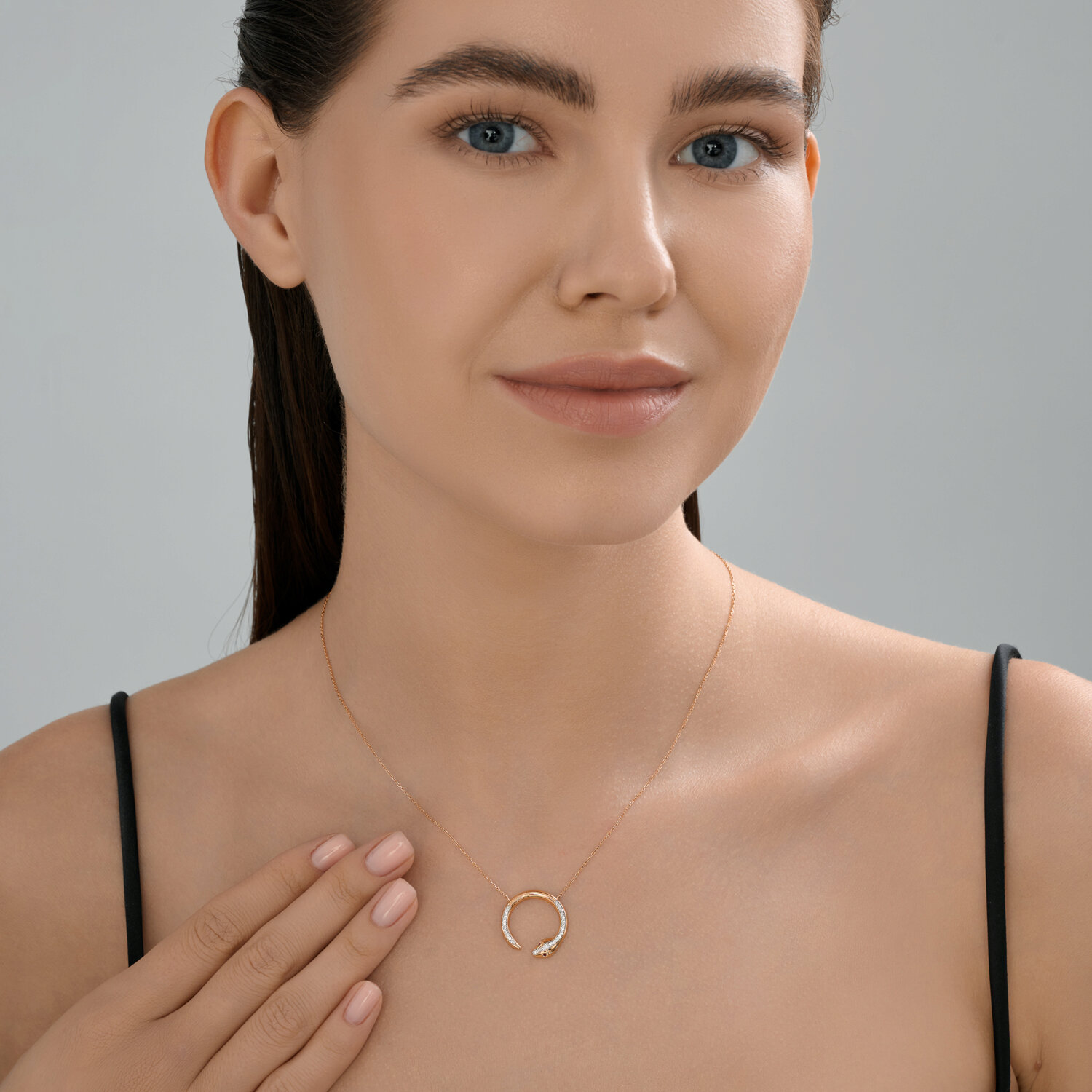 Colier Sokolov din aur cu diamante si rubine - image 4