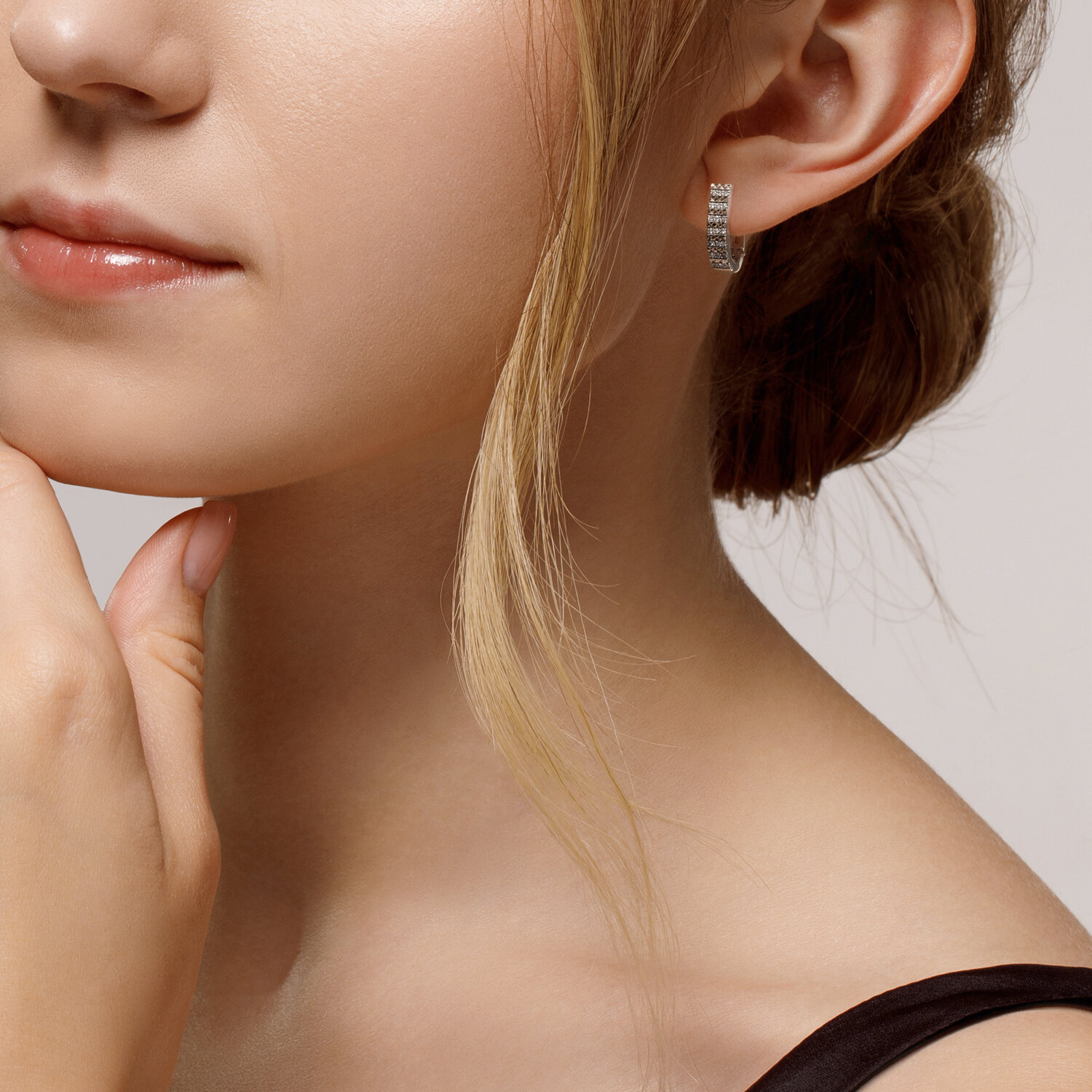 Cercei Sokolov din aur alb cu diamante