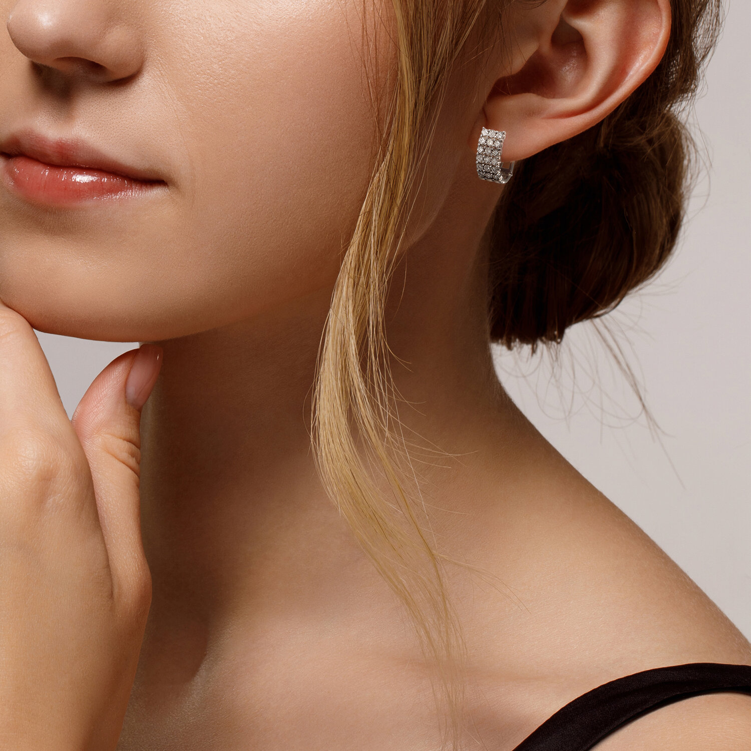 Cercei Sokolov din aur alb cu diamante