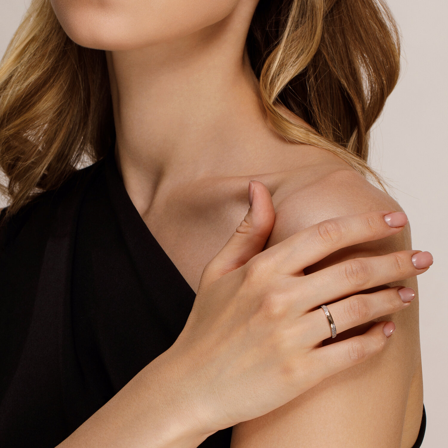 Inel Sokolov din aur cu zirconii