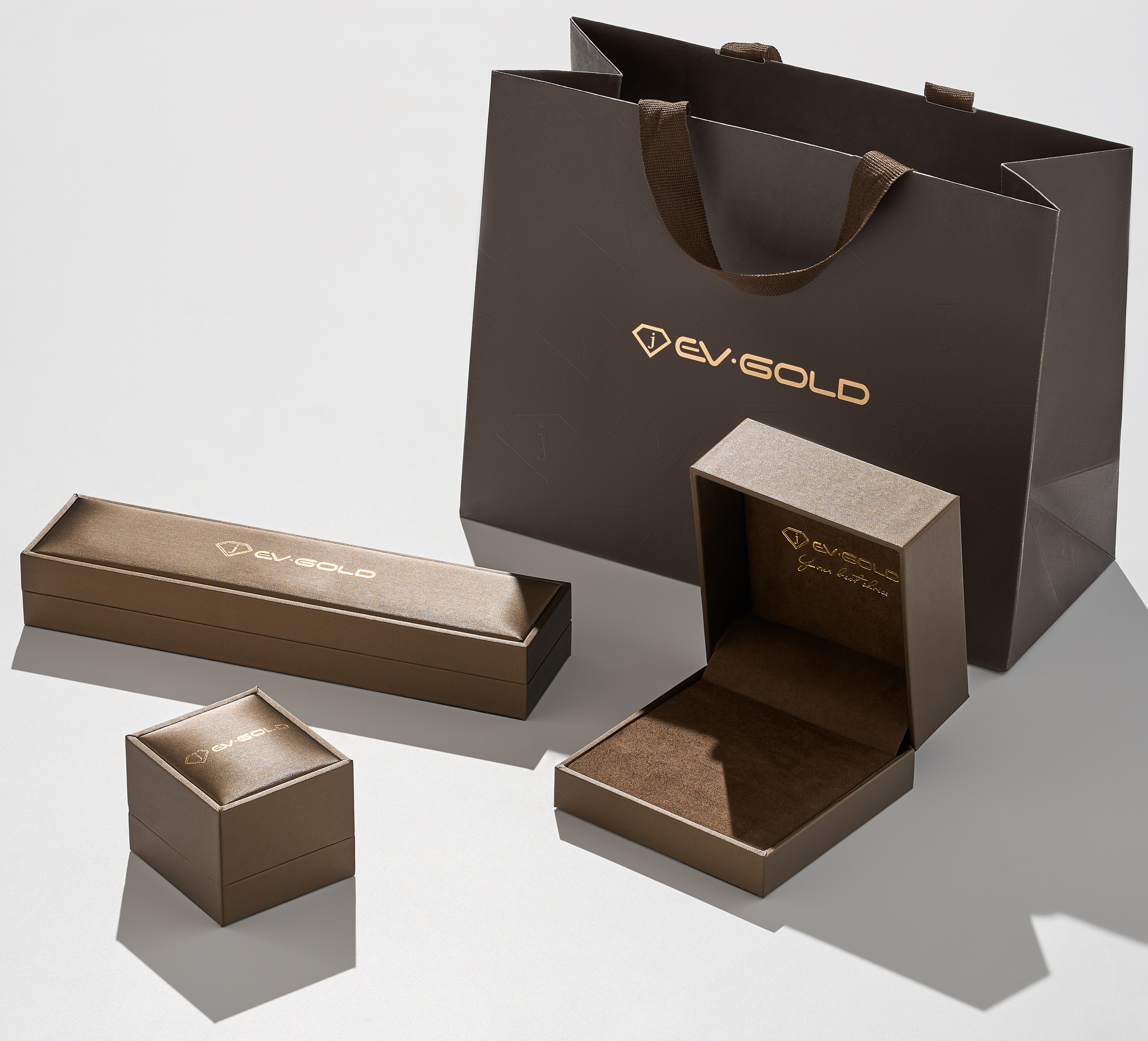 Cercei Sokolov din aur cu diamante - image 4