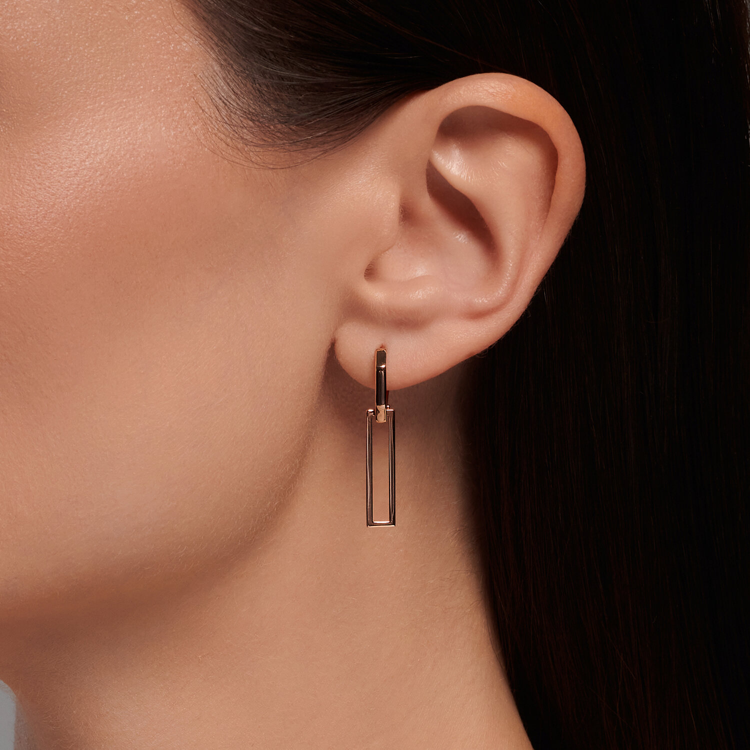 Cercei Sokolov din aur